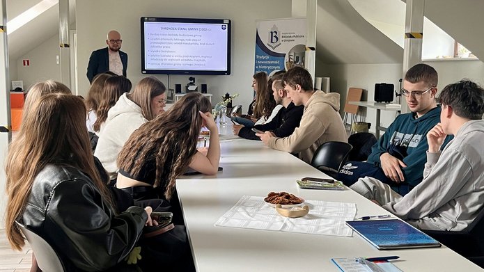 Studenci podczas wizyty studyjnej w Uniejowie